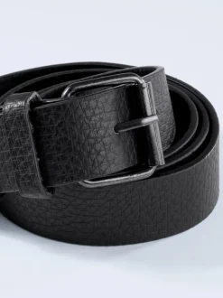 Bermuda livré avec ceinture