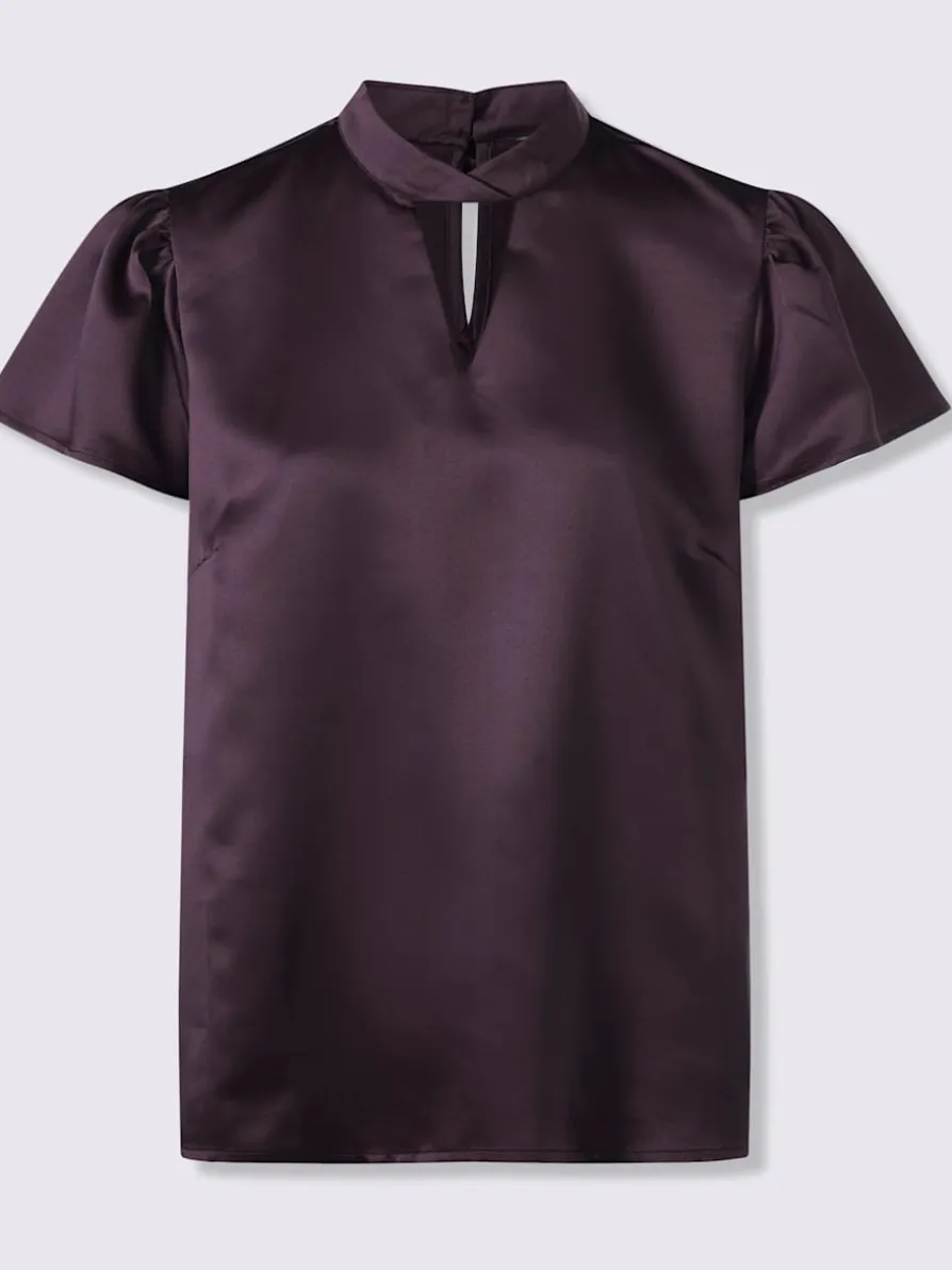 Chemisier en satin encolure raffinée