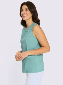 Débardeur superbe broderie ajourée