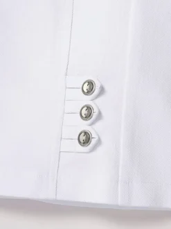 Jean 3/4 droit détails boutons ourlet