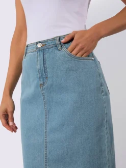 Jupe en jean qualité coton extensible indéformable