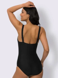 Maillot de bain bon. b, c, d