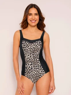 Maillot de bain bon. b, c, d