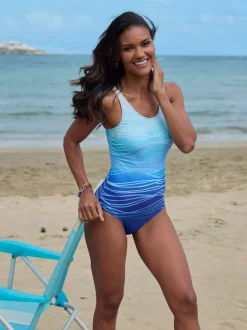 Maillot de bain bon. b, c, d