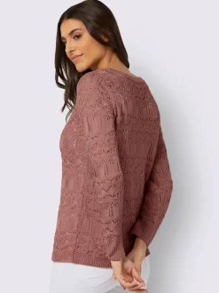 Pull ajouré superbe motif ajouré