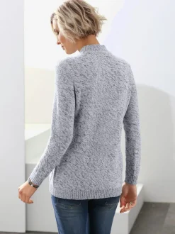 Pull chaud avec motifs losange tricotés