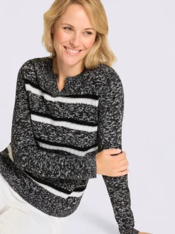Pull à manches longues encolure arrondie avec petit v