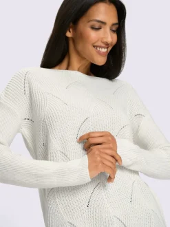 Pull motif maille moderne