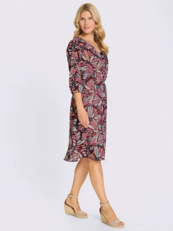 Robe imprimée bords extensibles aux manches