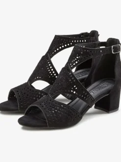 Sandales à brides petites découpes