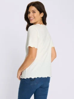 T-shirt à manches courtes finitions ondulées
