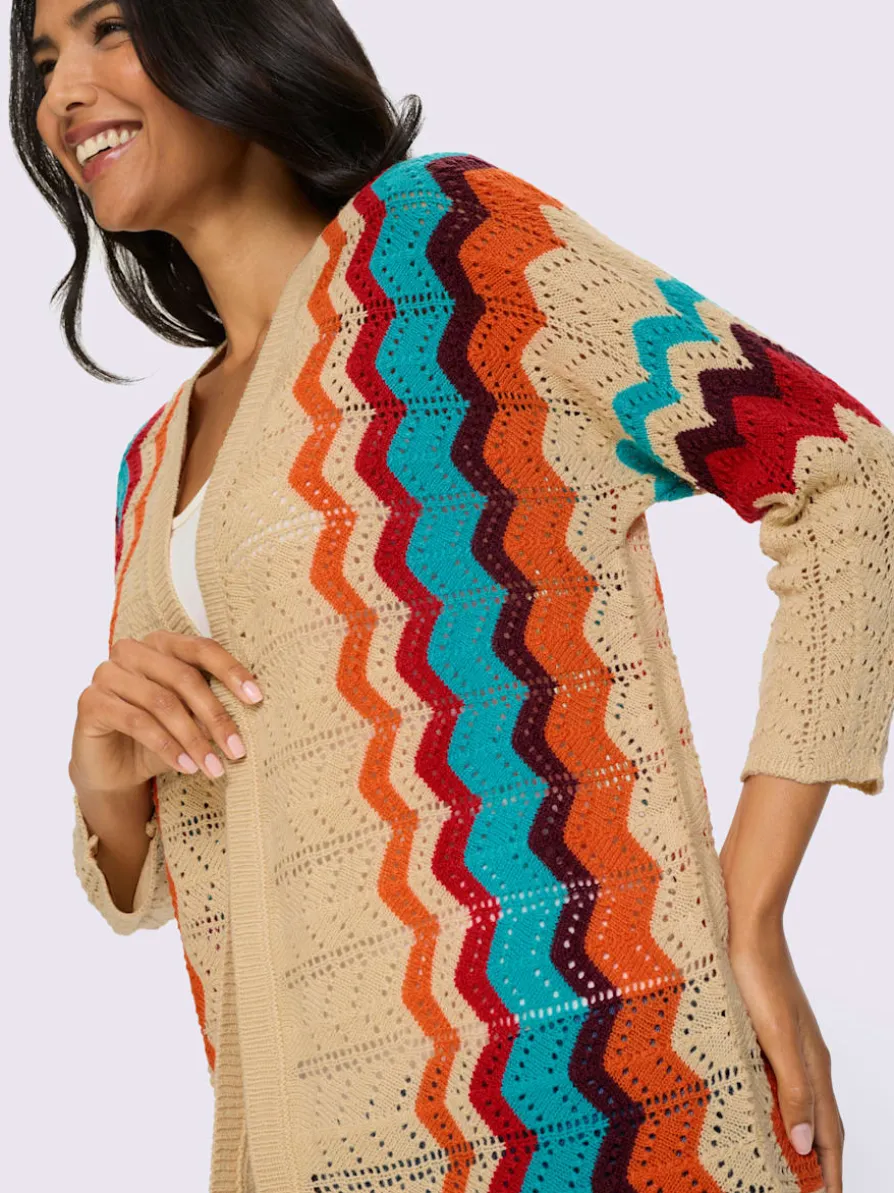 Veste en tricot ajouré superbe motif ajouré